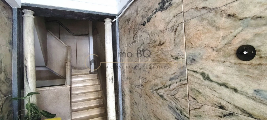 Apartamento T2 para Venda em Penha de França Foto 4