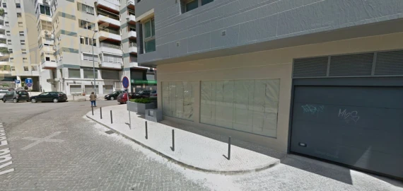 Loja para Venda em Campolide