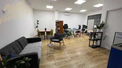 Loja para Arrendamento em Alcabideche