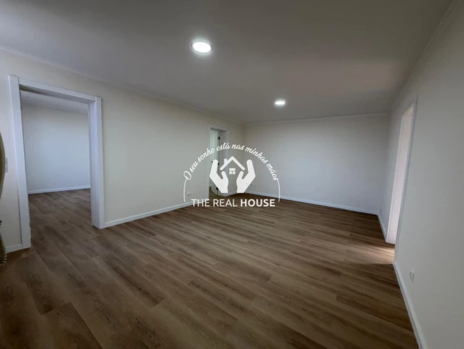 Apartamento T1 para Venda em Funchal (Santa Maria Maior) Foto 4