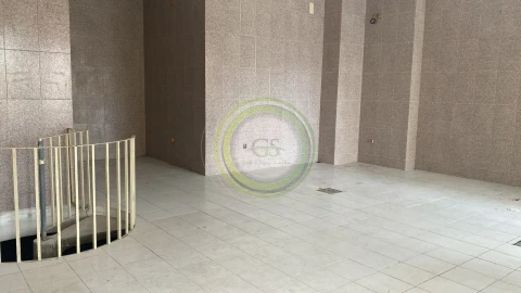 Loja para Arrendamento em Aver-O-Mar, Amorim e Terroso