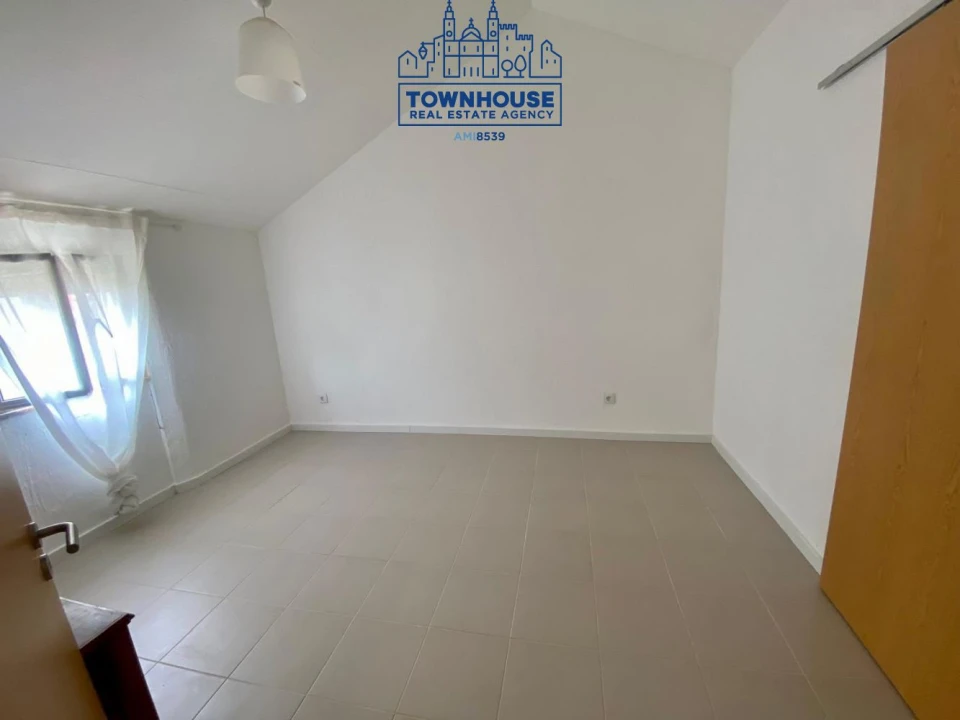 Moradia T2 para Venda em Rio de Moinhos Foto 39