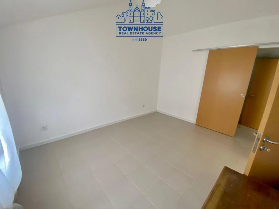 Moradia T2 para Venda em Rio de Moinhos Foto 15