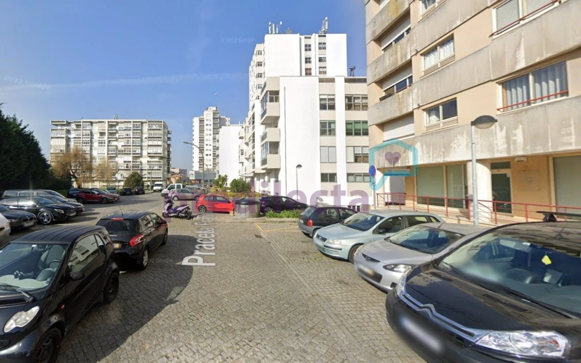 Apartamento T1 para Venda em Paranhos Foto 23