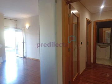 Apartamento T1 para Venda em Paranhos