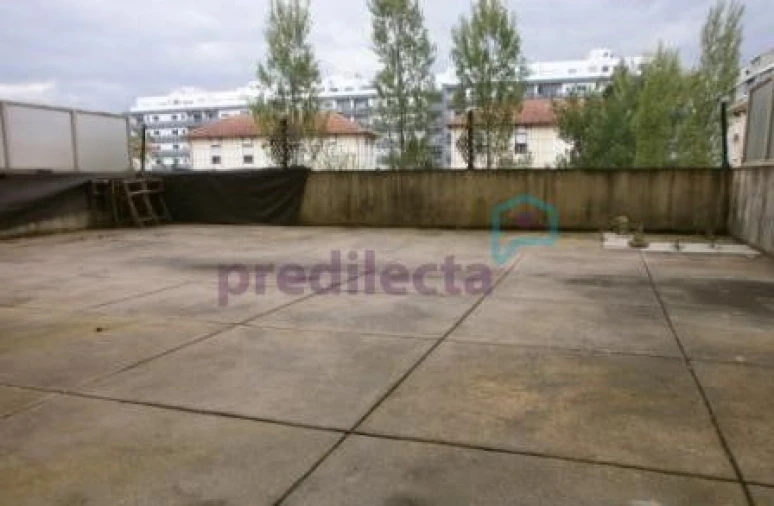 Apartamento T1 para Venda em Paranhos Foto 20