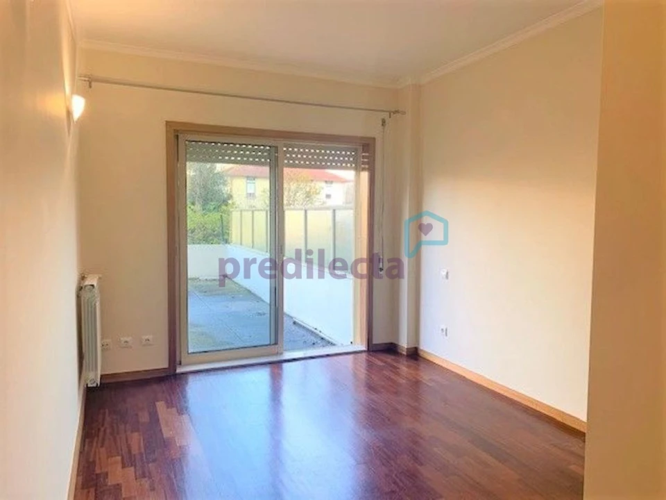 Apartamento T1 para Venda em Paranhos Foto 7