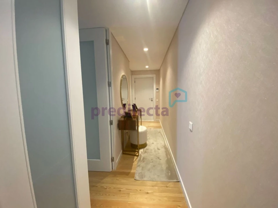 Apartamento T3 para Venda em Campanhã Foto 4