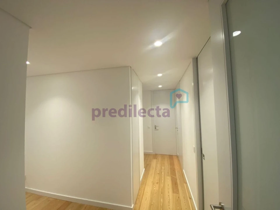 Apartamento T3 para Venda em Campanhã Foto 6