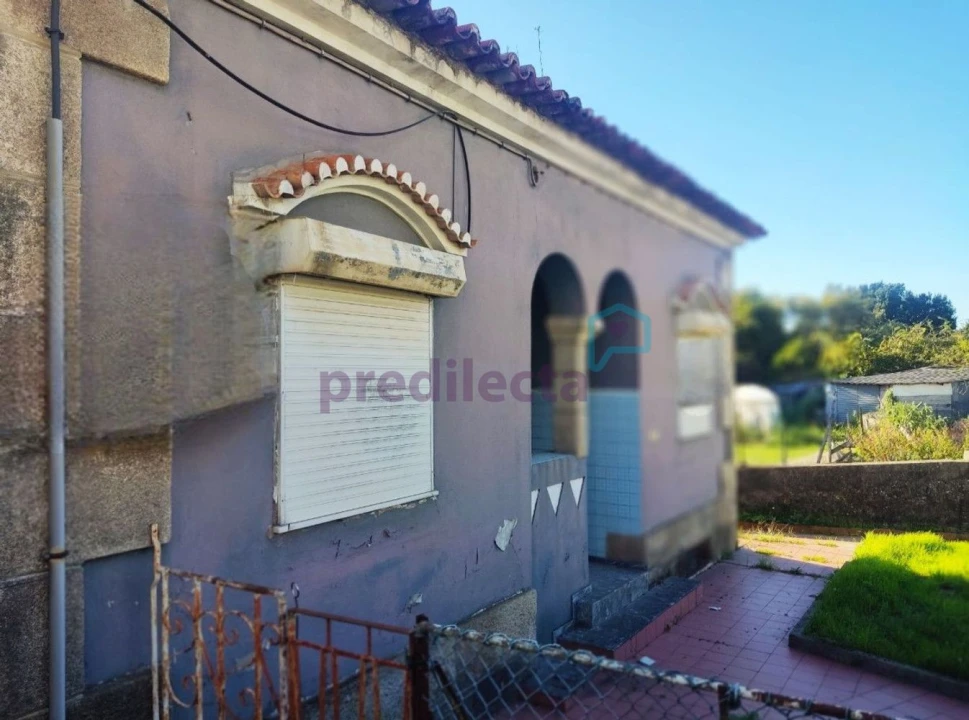 Moradia T3 para Venda em Pedrouços Foto 4