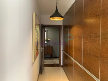 Apartamento T4 para Venda em Paranhos