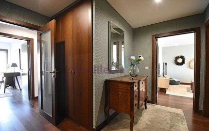 Apartamento T4 para Venda em Paranhos