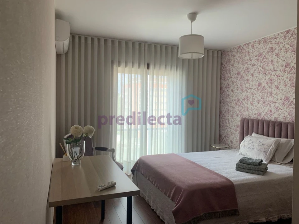 Apartamento T4 para Venda em Paranhos Foto 19