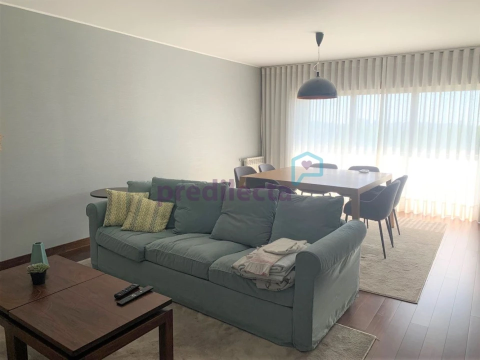 Apartamento T4 para Venda em Paranhos Foto 7