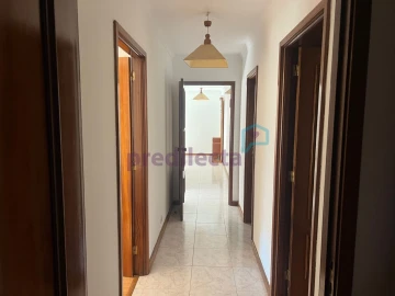 Apartamento T3 para Arrendamento em Paranhos