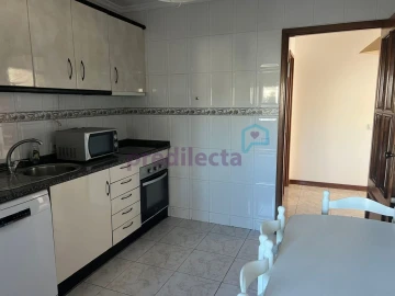 Apartamento T3 para Arrendamento em Paranhos