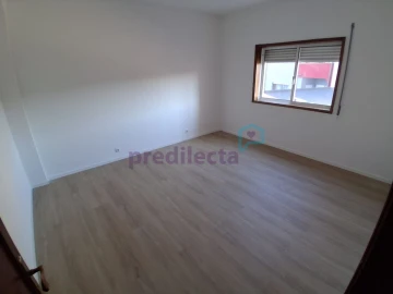 Apartamento T2 para Venda em Baguim do Monte (Rio Tinto)