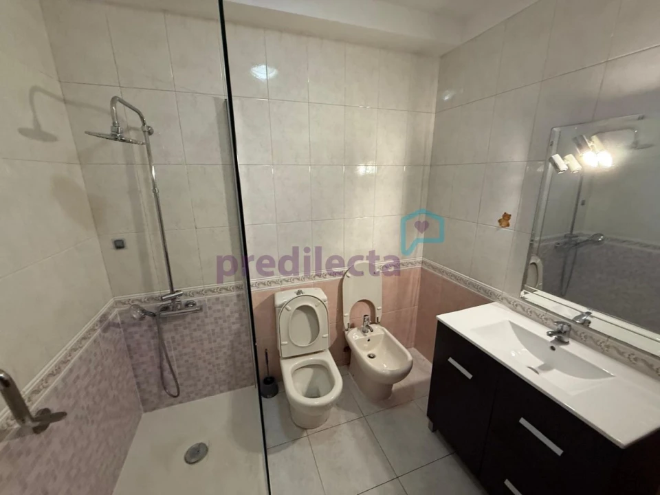 Apartamento T1 para Venda em Rio Tinto Foto 17