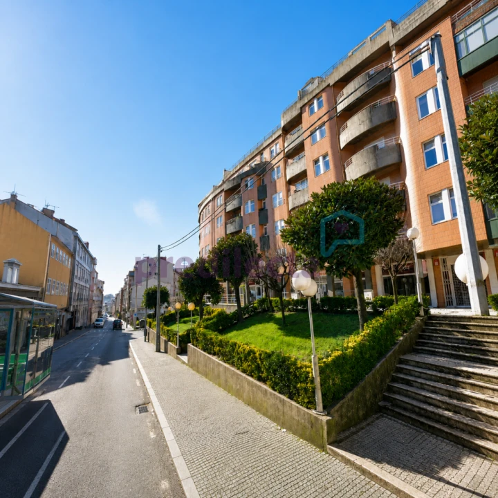 Apartamento T1 para Venda em Rio Tinto Foto 2
