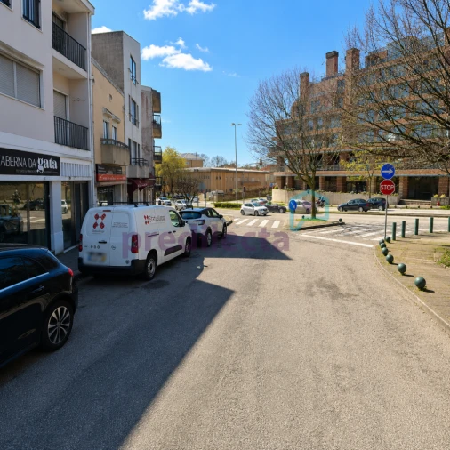 Apartamento T2 para Venda em Campanhã Foto 5