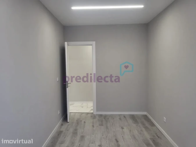 Apartamento T2 para Venda em Campanhã Foto 22