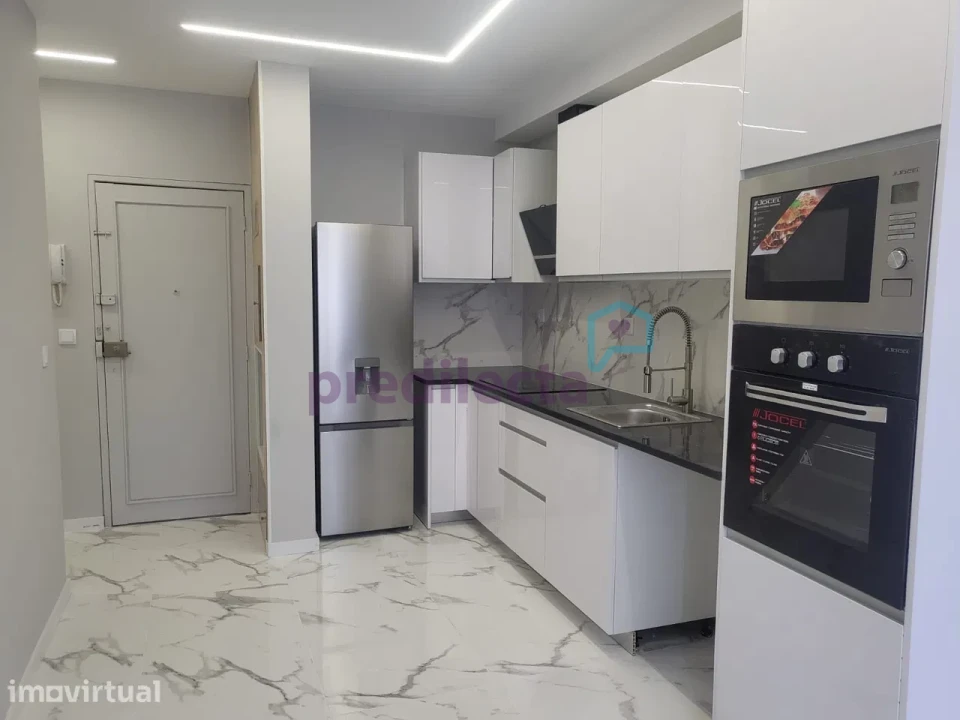 Apartamento T2 para Venda em Campanhã Foto 6