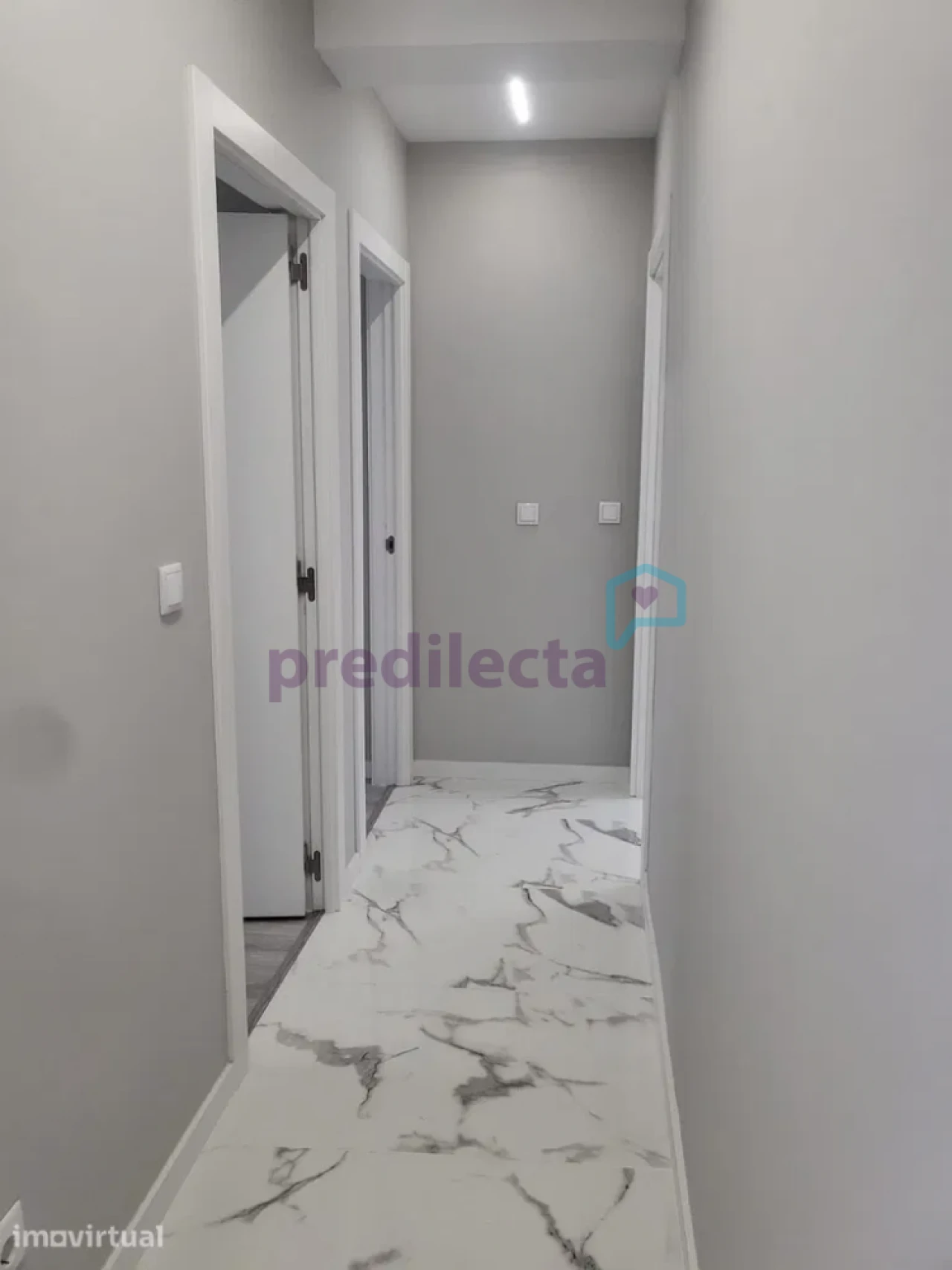 Apartamento T2 para Venda em Campanhã Foto 23