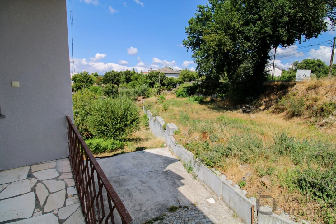 Apartamento T3 para Venda em Mundão Foto 20