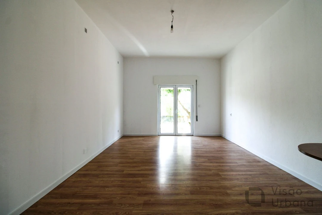 Apartamento T3 para Venda em Mundão Foto 6