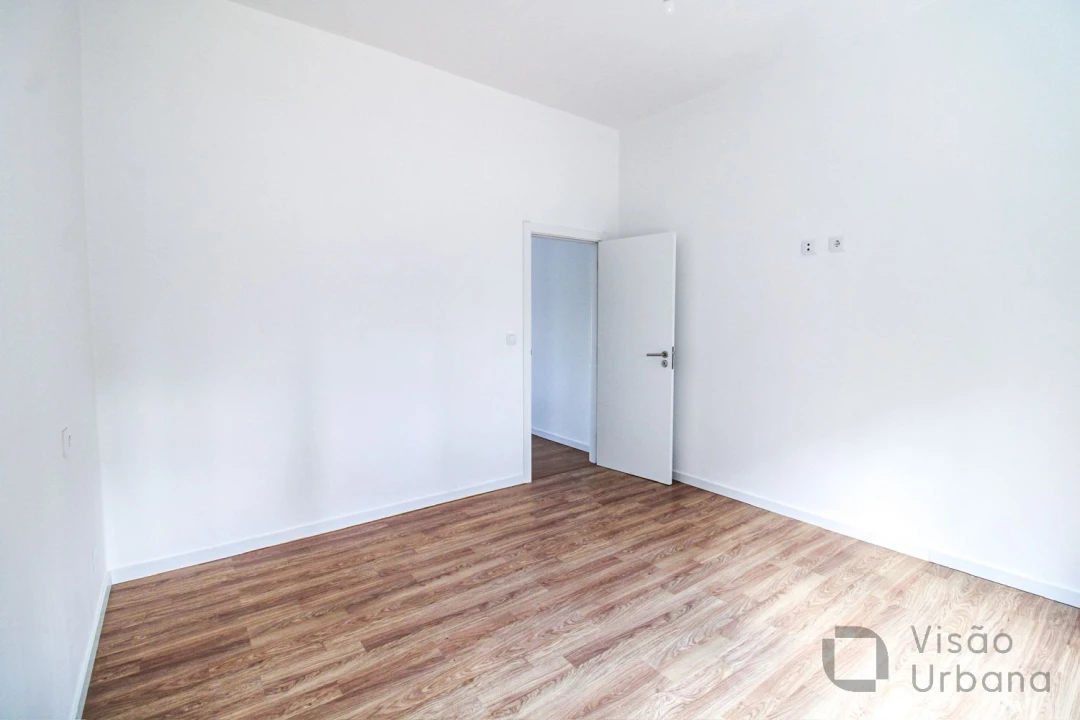 Apartamento T3 para Venda em Mundão Foto 18
