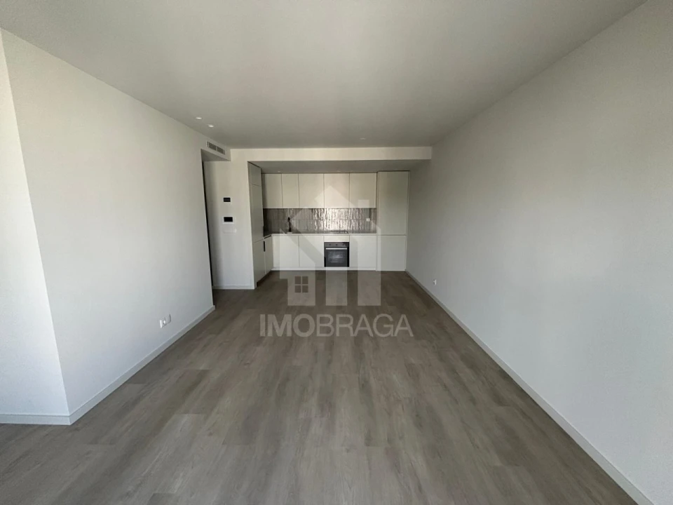 Apartamento T1 para Venda em Azurem Foto 4