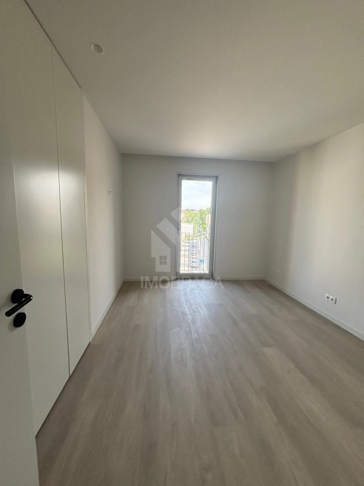 Apartamento T1 para Venda em Azurem Foto 10