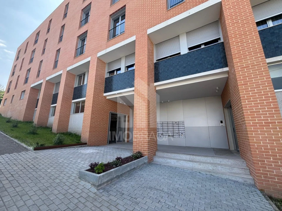 Apartamento T1 para Venda em Azurem Foto 17