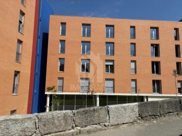 Apartamento T1 para Venda em Azurem