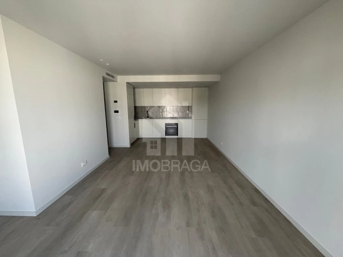 Apartamento T1 para Venda em Azurem Foto 4