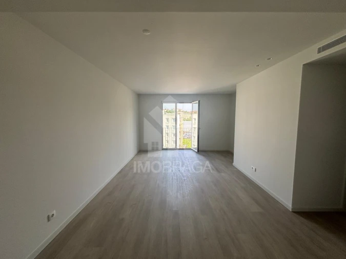 Apartamento T1 para Venda em Azurem Foto 5