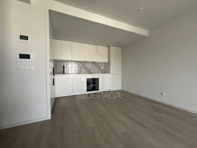 Apartamento T1 para Venda em Azurem Foto 6