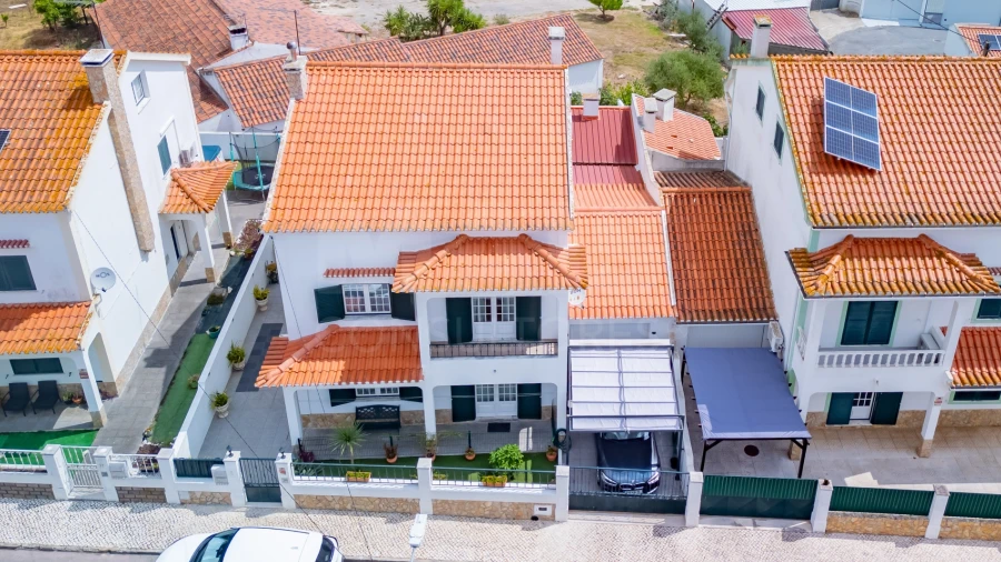 Moradia T3 para Venda em Carregado e Cadafais