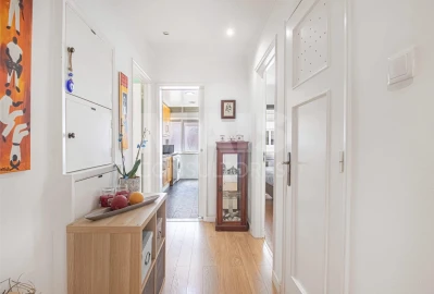 Apartamento T2 para Venda em Penha de França
