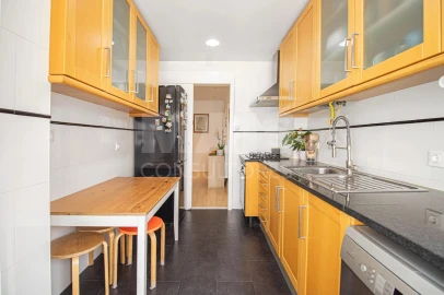 Apartamento T2 para Venda em Penha de França