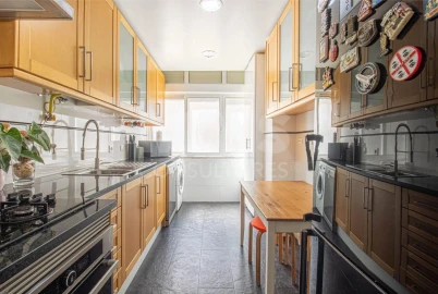 Apartamento T2 para Venda em Penha de França