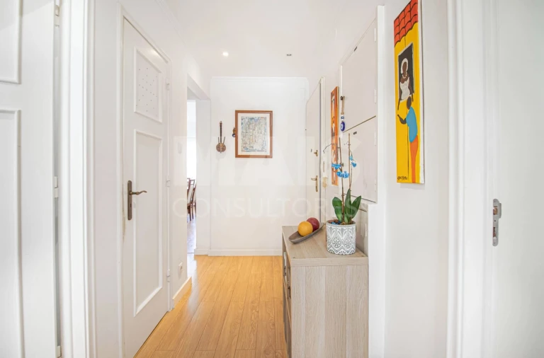 Apartamento T2 para Venda em Penha de França Foto 4