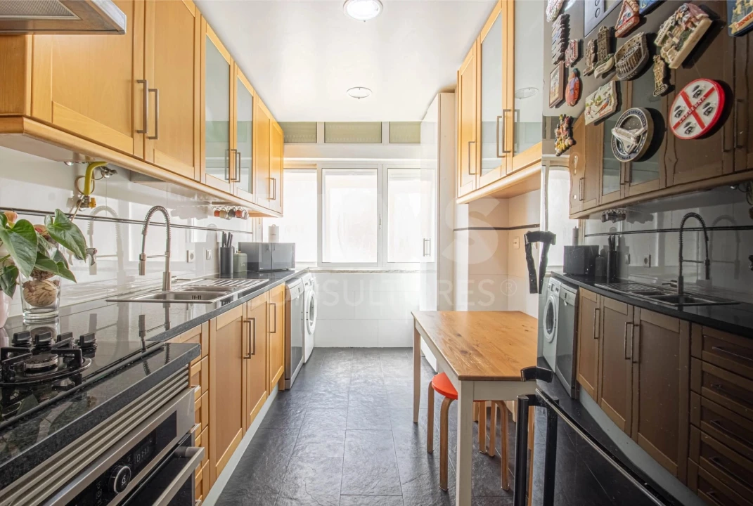 Apartamento T2 para Venda em Penha de França Foto 7