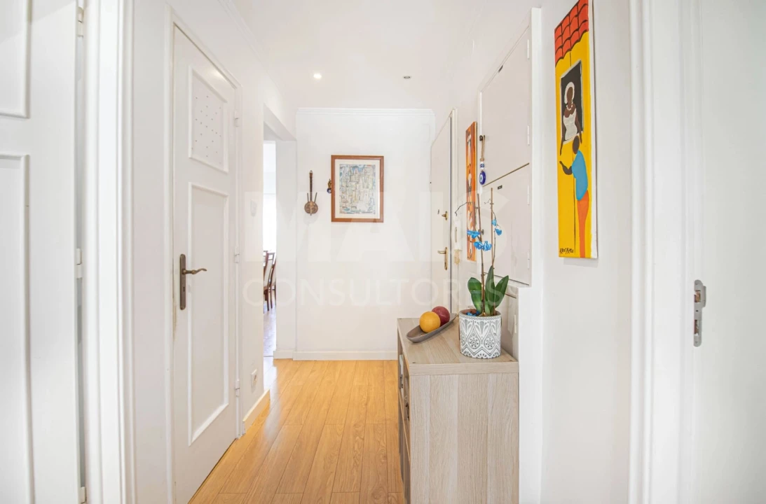Apartamento T2 para Venda em Penha de França Foto 4