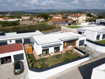 Moradia T3 para Venda em Evora de Alcobaça