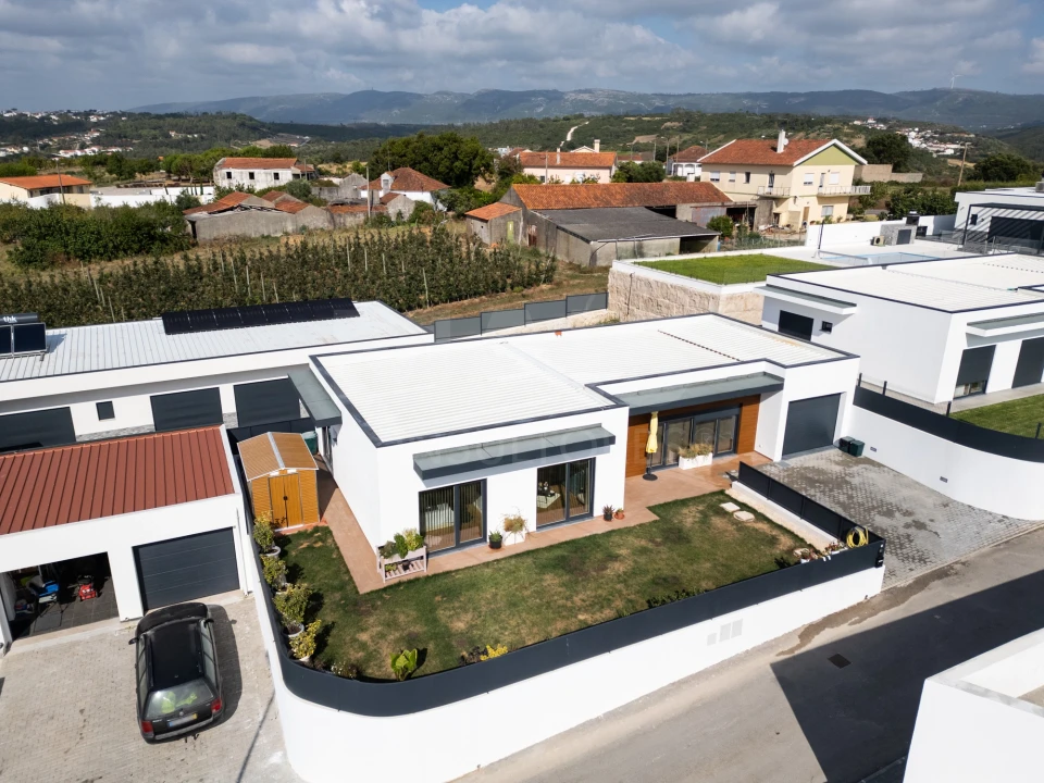 Moradia T3 para Venda em Evora de Alcobaça Foto 2