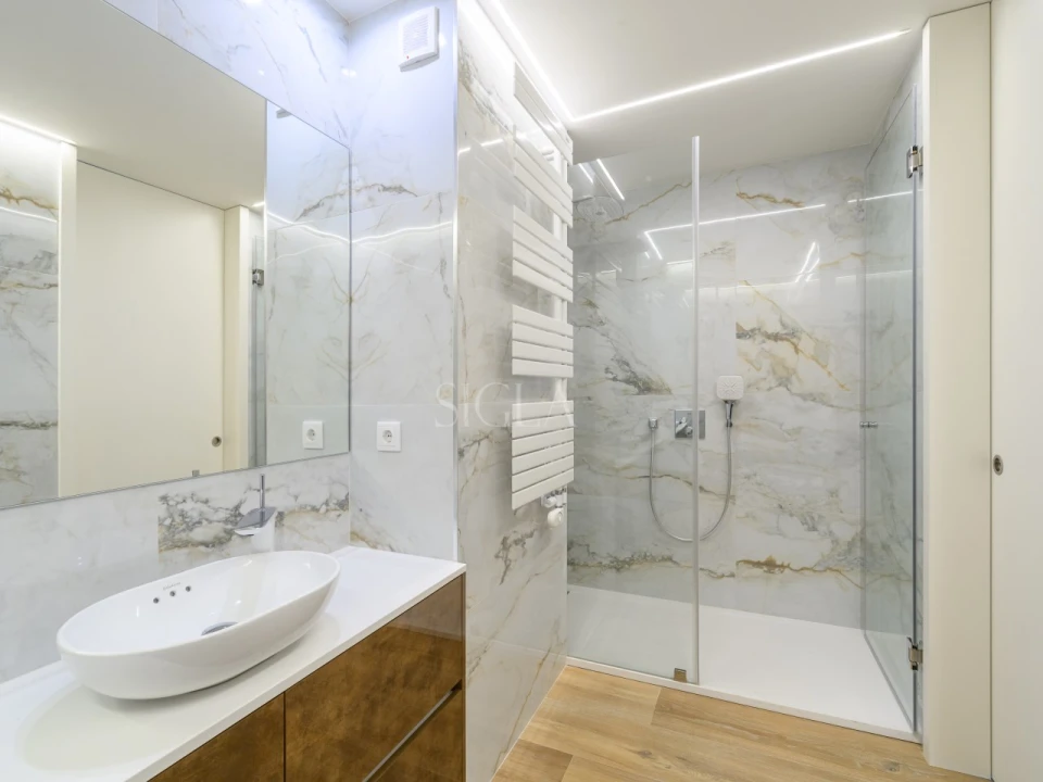 Apartamento T2 para Venda em São Felix da Marinha Foto 21
