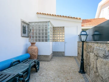 Moradia T6 para Venda em Mafamude e Vilar do Paraíso
