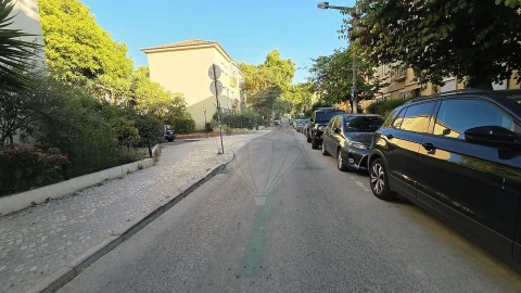 Apartamento T3 para Arrendamento em Alvalade