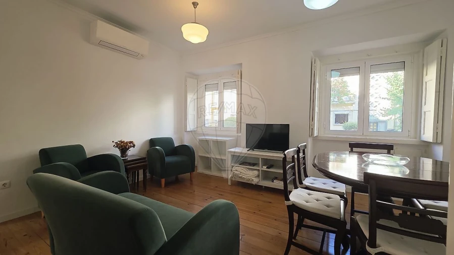 Apartamento T3 para Arrendamento em Alvalade Foto 12
